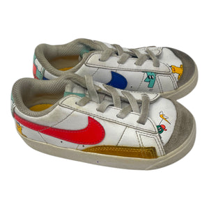 Nike 8C