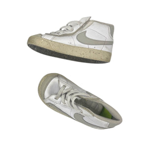 Nike white/Grey Size 8C